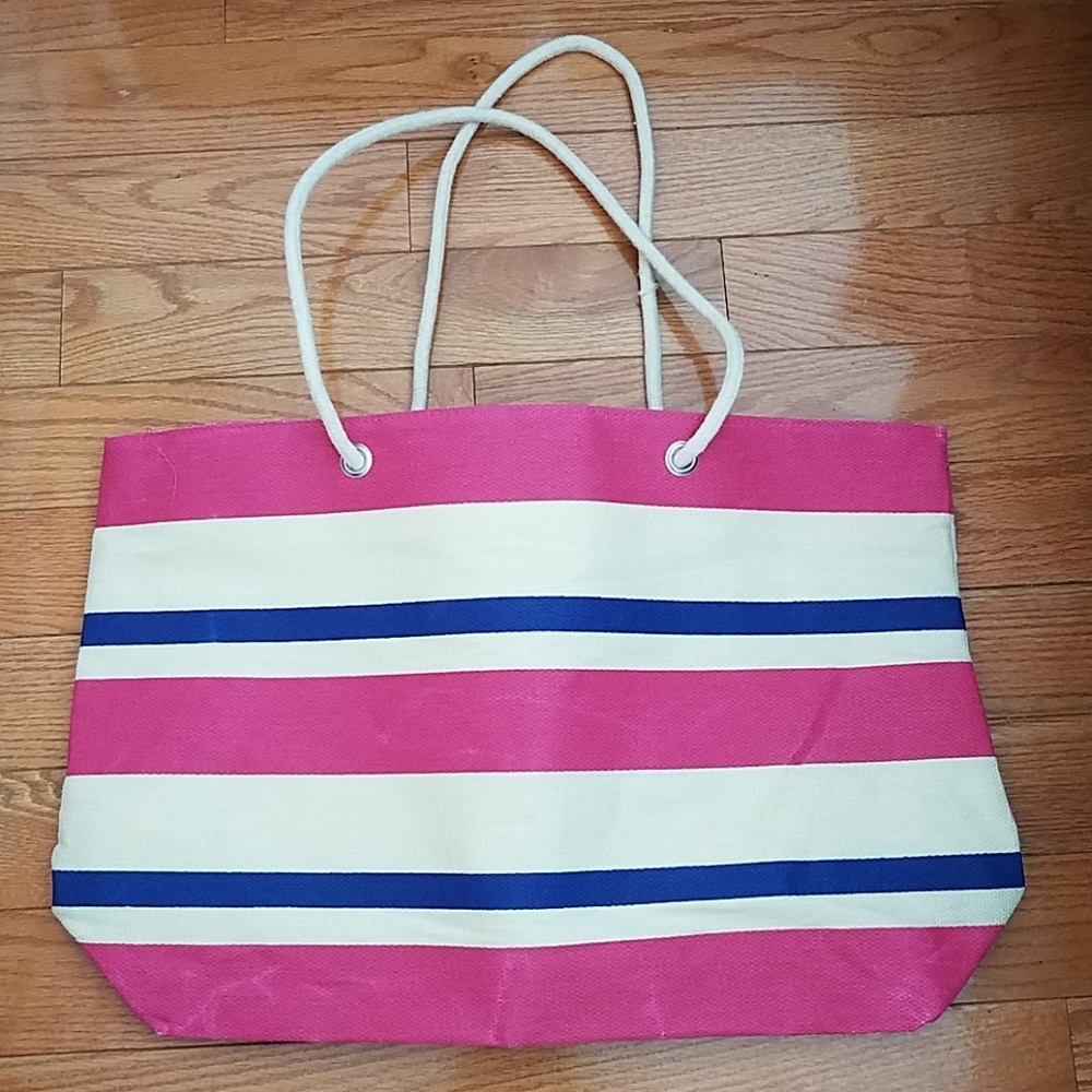 DSW beach tote